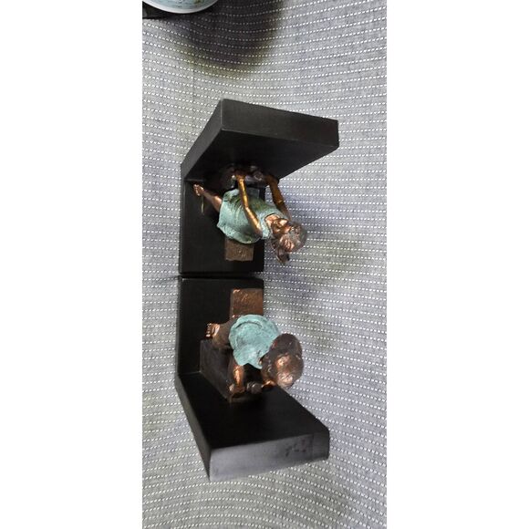 Black Polystone Bookends with Swing Set - Picture 4 of 6